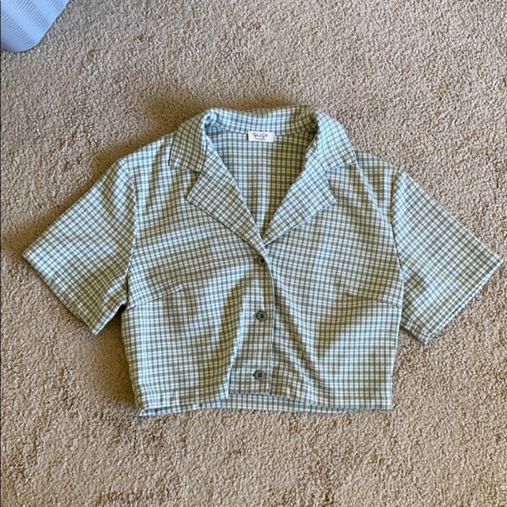 Brandy Melville green Vivian top - Picture 1 of 3